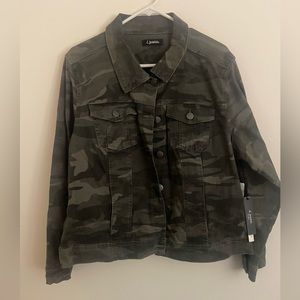Womens camo jacket